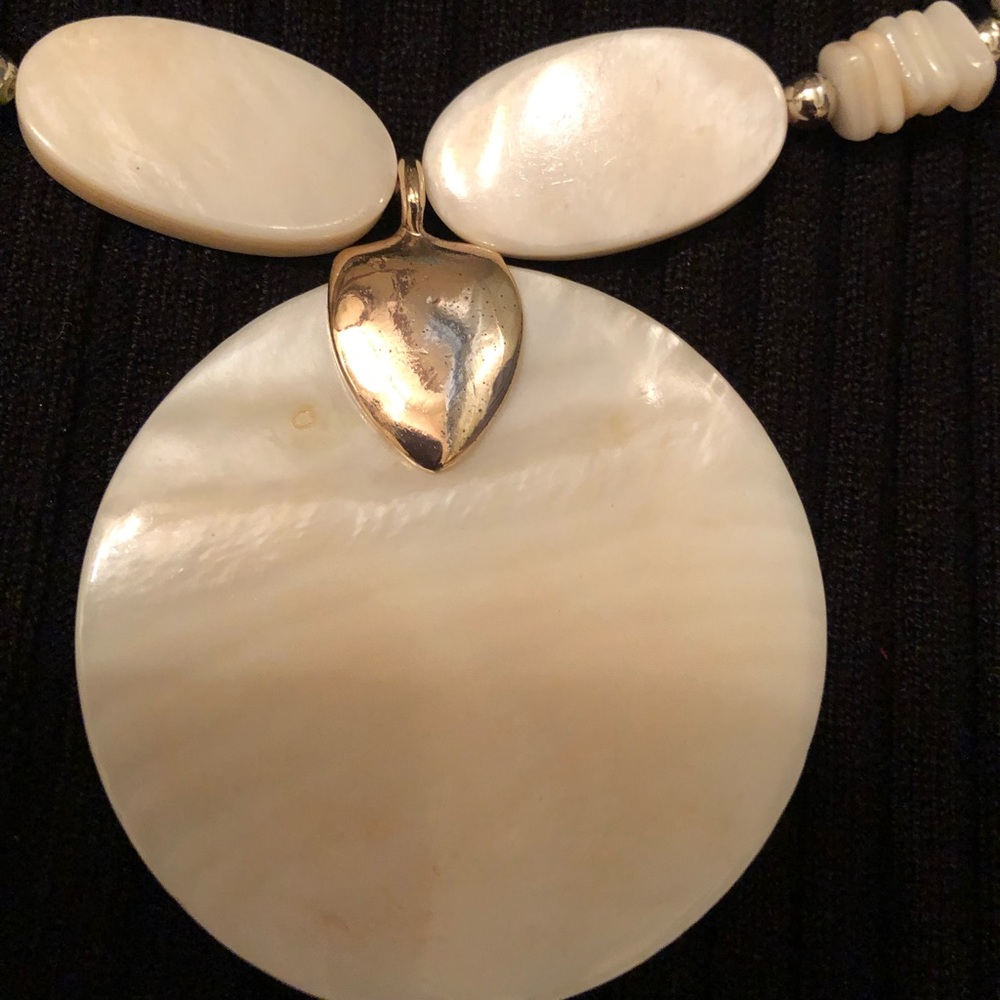 NECKLACE - Picture 3 of 4